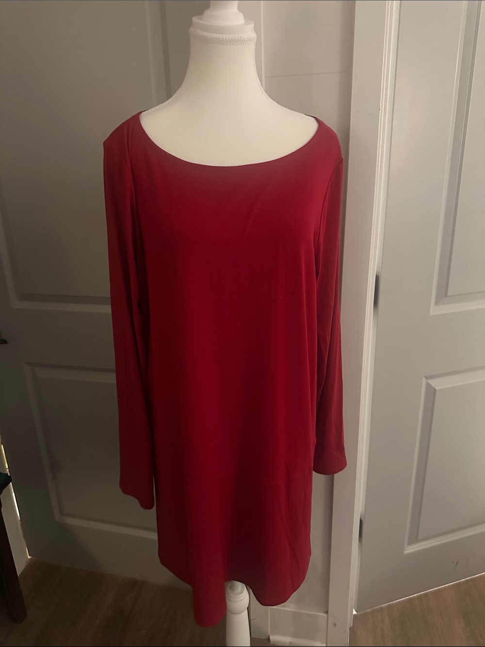 Classic Eileen Fisher Red Long-Sleeve Shift Tunic